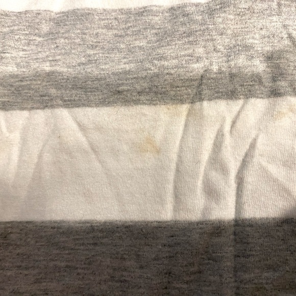 Gap 18-24m short sleeve onesie & shorts set🧸 - Picture 3 of 4